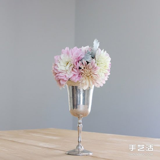 简易插花入门教程图解 所用花器是废旧圣杯~ 简易插花入门教程图解 所用花器是废旧圣杯~