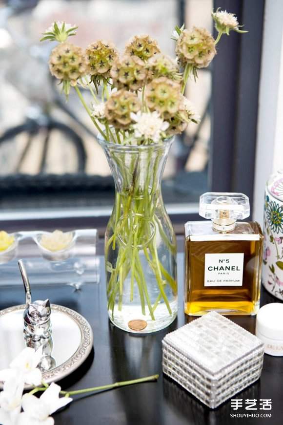 让家更多彩缤纷,不可不知的花朵装饰小技巧 让家更多彩缤纷,不可不知的花朵装饰小技巧