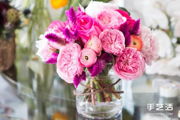 让家更多彩缤纷,不可不知的花朵装饰小技巧 让家更多彩缤纷,不可不知的花朵装饰小技巧